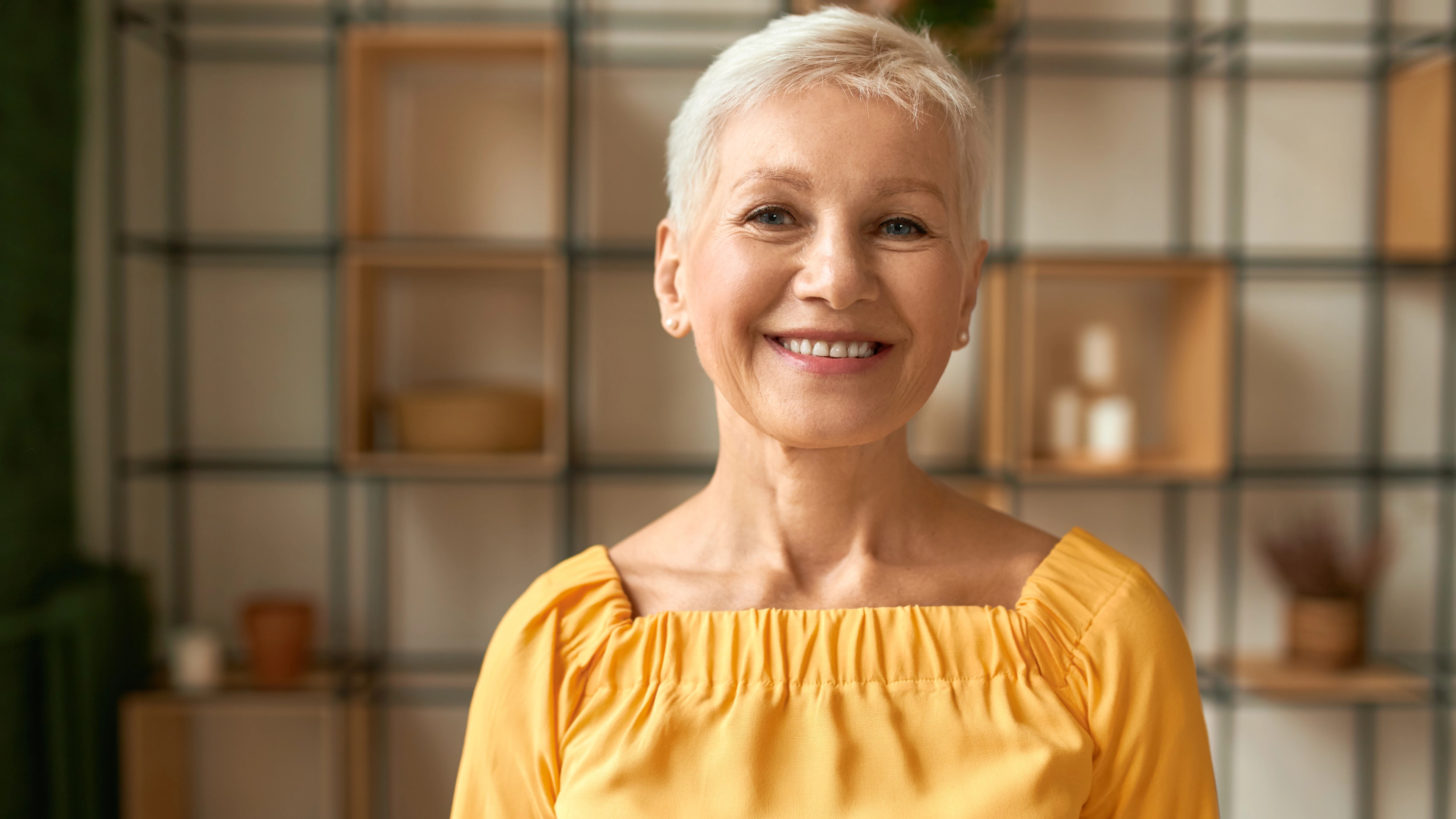 Usmívající se žena